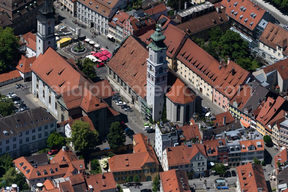 Lindau (Bodensee) from the bird's eye view: Old town area and city center with the Church of St. Stephan and the Minster of Our Lady in Lindau (Bodensee) on Lake Constance in the state Bavaria, Germany