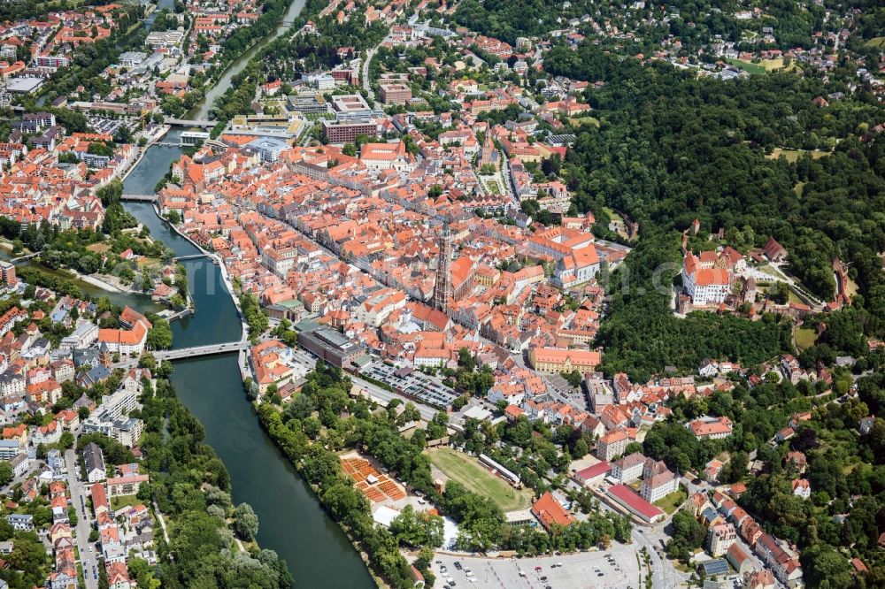 Aerial photograph Landshut - Old Town area and city center in Landshut in the state Bavaria, Germany