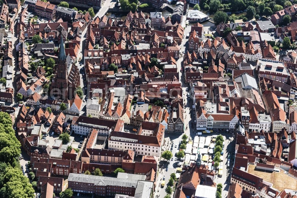Lüneburg from the bird's eye view: Old Town area and city center in Lueneburg in the state Lower Saxony, Germany