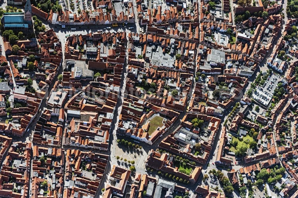Aerial photograph Lüneburg - Old Town area and city center in Lueneburg in the state Lower Saxony, Germany