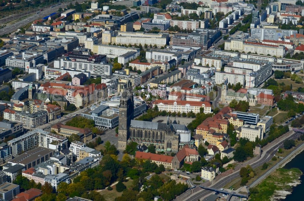 Aerial image Magdeburg - Old Town area and city center in Magdeburg in the state Saxony-Anhalt, Germany