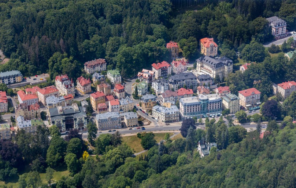 Aerial photograph Marianske Lazne - Old Town area and city center of Kurorts Marienbad in Marianske Lazne in Cechy - Boehmen, Czech Republic