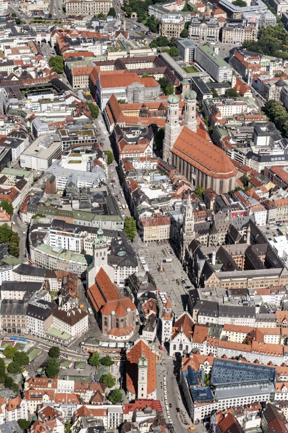 Aerial image München - Old Town area and city center with dem Marienplatz and Viktualienmarkt in Munich in the state Bavaria, Germany