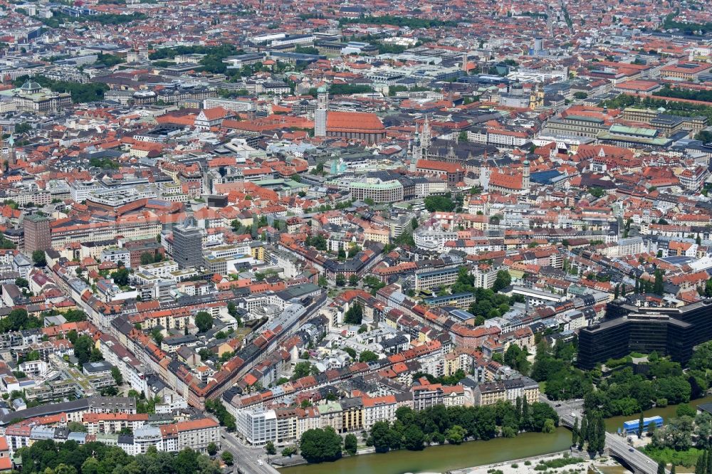 Aerial photograph München - Old Town area and city center in Munich in the state Bavaria, Germany