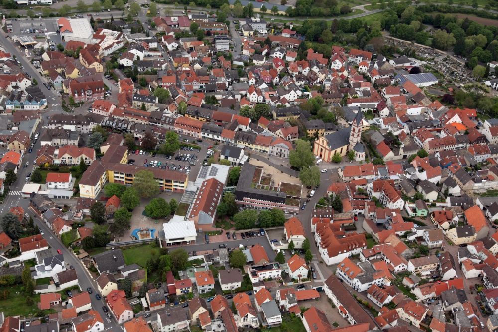 Nieder-Olm from the bird's eye view: Old Town area and city center in Nieder-Olm in the state Rhineland-Palatinate, Germany