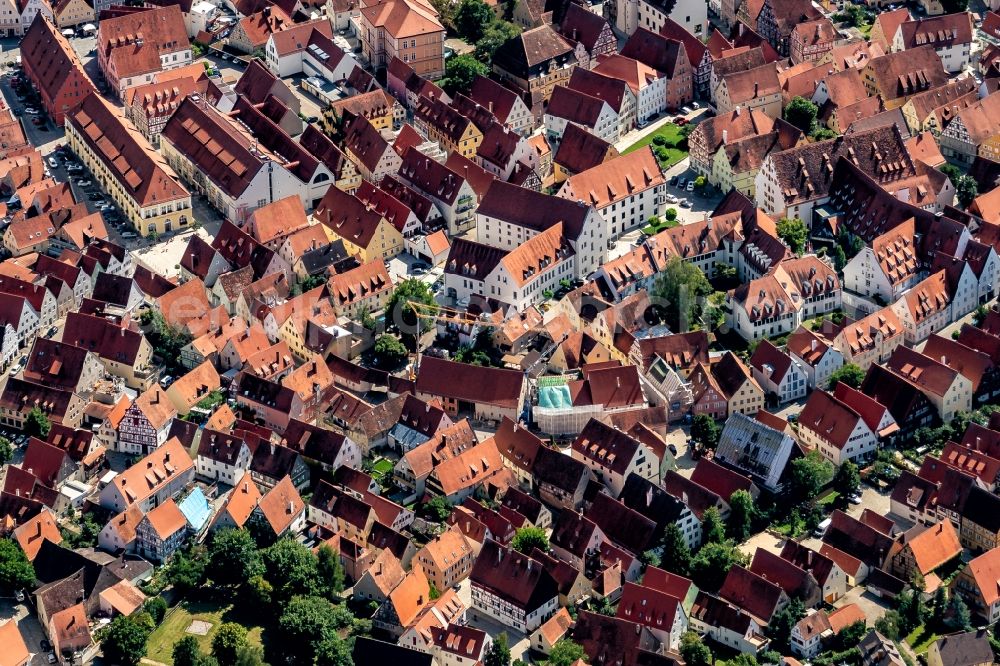 Aerial photograph Nördlingen - Old Town area and city center in Noerdlingen in the state Bavaria, Germany