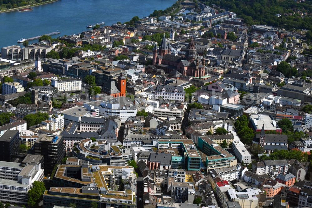 Aerial photograph Mainz - Old Town area and city center in the district Altstadt in Mainz in the state Rhineland-Palatinate, Germany