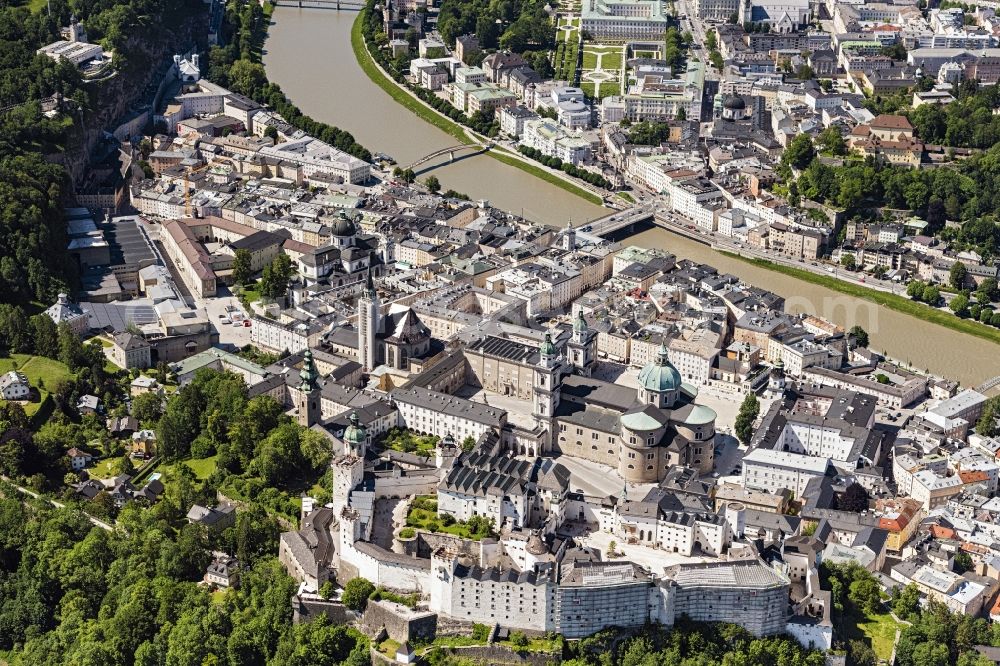 Aerial photograph Salzburg - Old Town area and city center von Salzburg on Salzach, in Vordergrund die Festung Hohensalzburg in Salzburg in Austria