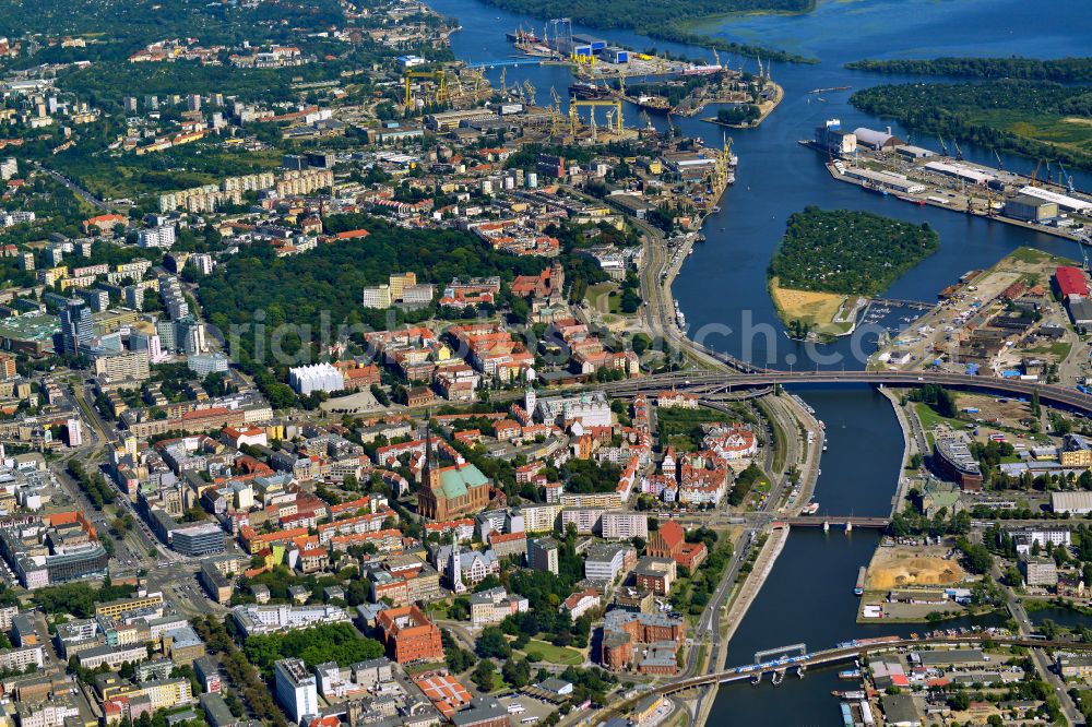 Aerial photograph Szczecin - Old Town area and city center in Szczecin in Zachodniopomorskie, Poland