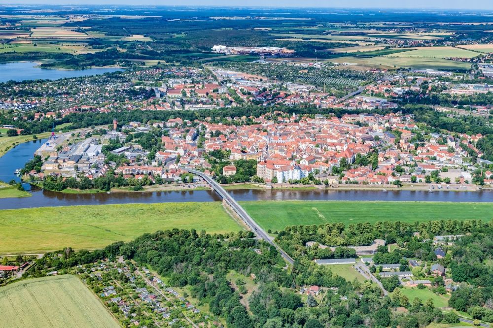 Torgau from the bird's eye view: Old Town area and city center in Torgau in the state Saxony, Germany