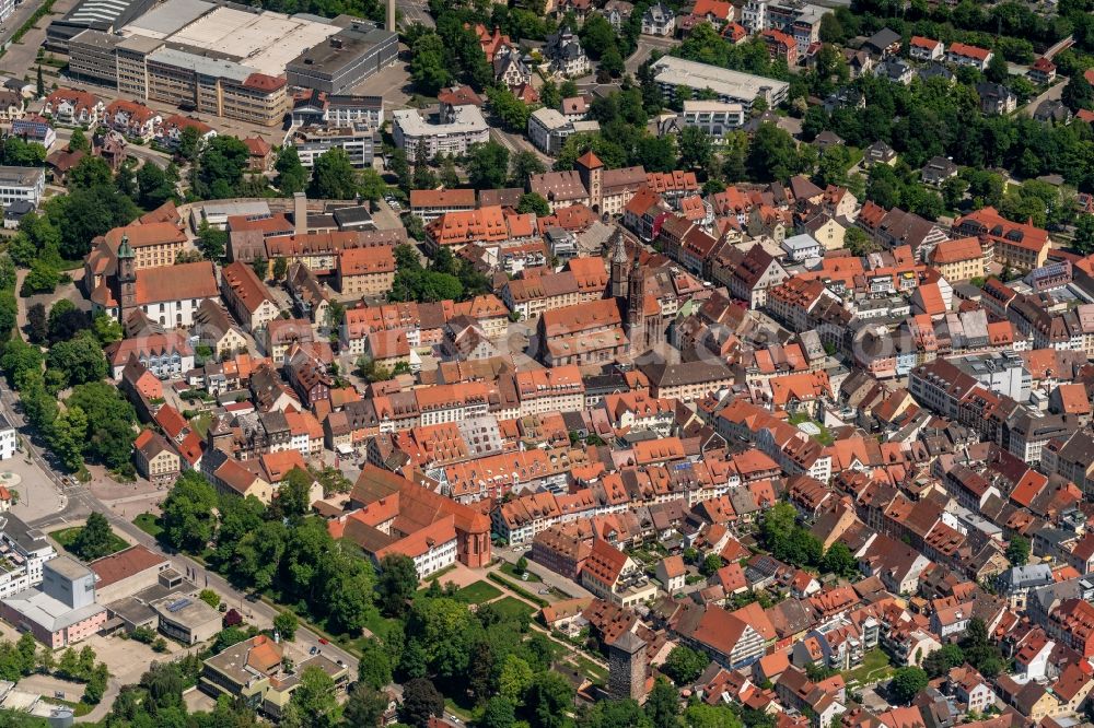 Villingen-Schwenningen from the bird's eye view: Old Town area and city center in Ortsteil Villingen in Villingen-Schwenningen in the state Baden-Wuerttemberg, Germany