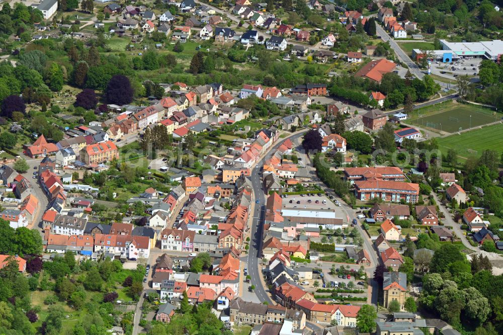 Warin from the bird's eye view: Old Town area and city center in Warin in the state Mecklenburg - Western Pomerania, Germany