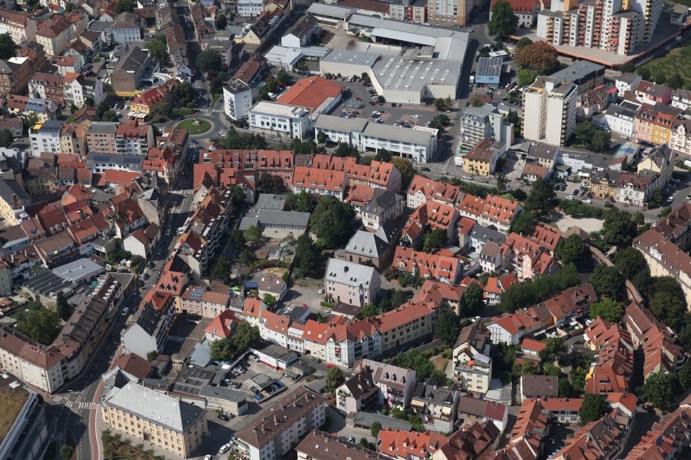 Worms from above - Old Town area and city center in Worms in the state Rhineland-Palatinate, Germany. In it the Judengasse, the historical Jewish quarter with synagogue, Jewish museum, Jewish ritual bath Mique, Raschihaus and synagogue garden