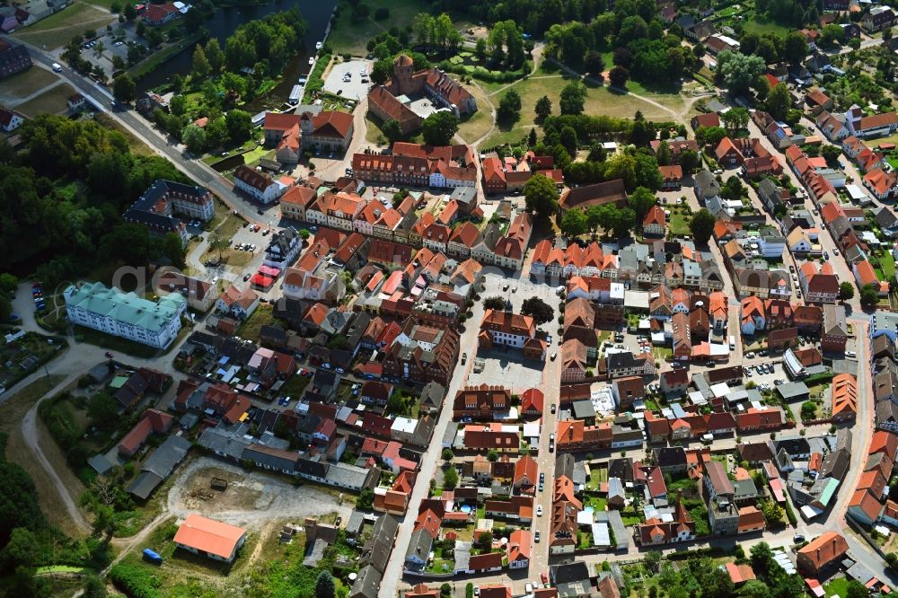 Neustadt-Glewe from the bird's eye view: Old Town area and city center in Neustadt-Glewe in the state Mecklenburg - Western Pomerania, Germany