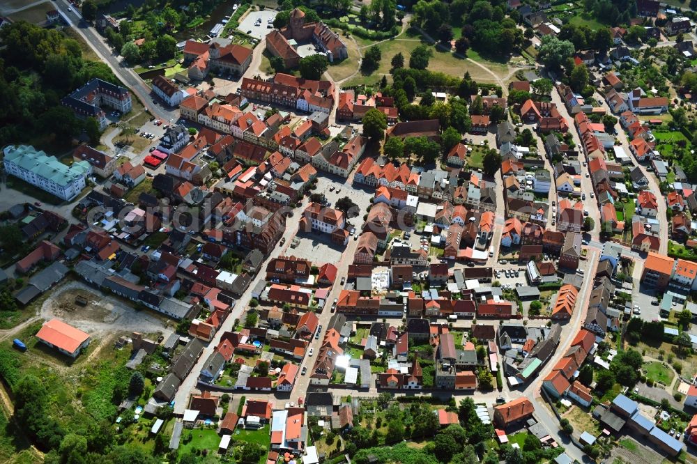 Aerial image Neustadt-Glewe - Old Town area and city center in Neustadt-Glewe in the state Mecklenburg - Western Pomerania, Germany