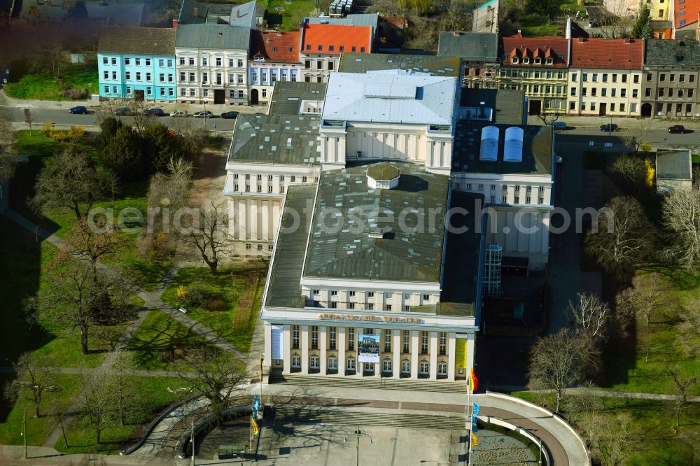 Dessau from the bird's eye view: Building of the concert house and theater play house Anhaltisches Theater Dessau at the peace place in Dessau in the state Saxony-Anhalt, Germany