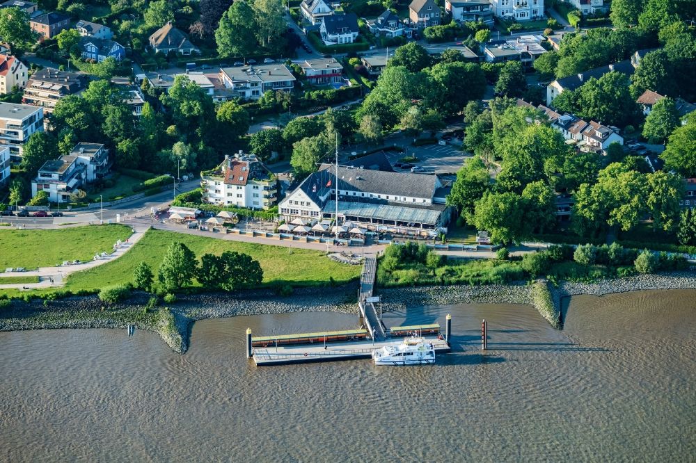 Wedel from above - Anchored and moored ferry in the harbor of Schulauer Faehrhaus on Parnassstrasse in the district Schulau in Wedel in the state Schleswig-Holstein, Germany