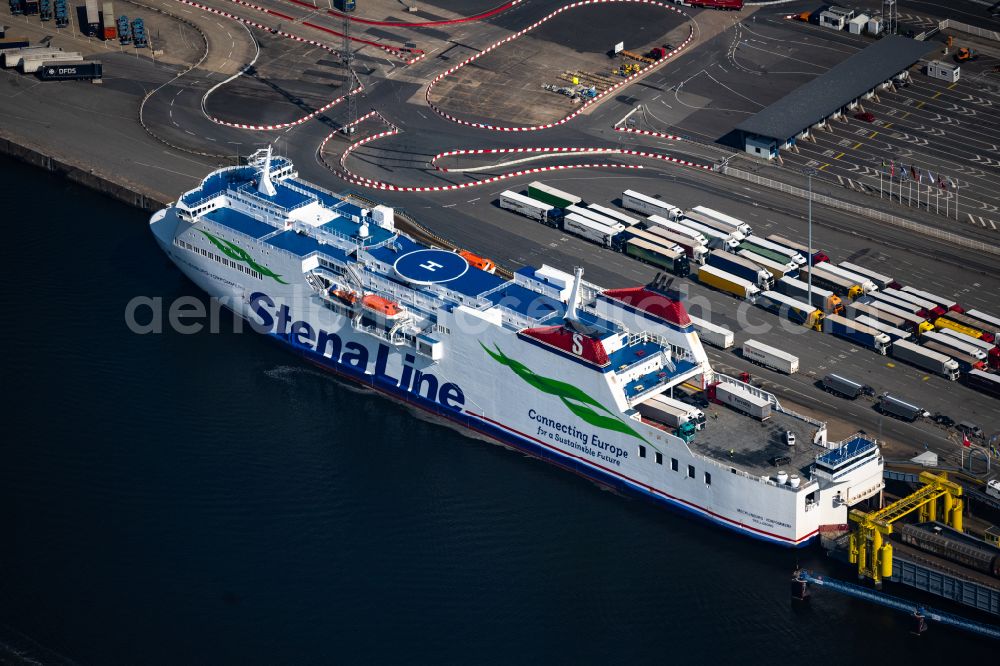Rostock from the bird's eye view: Anchored and moored ferry in the harbor of the Stena Line GmbH & Co. KG in the district Peez in Rostock at the baltic coast in the state Mecklenburg - Western Pomerania, Germany