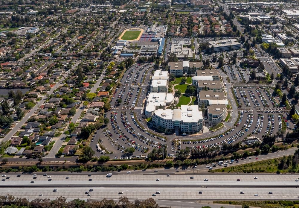 Aerial image Cupertino - Administration building of the company Apple Inc Campus am Infinite Loop in Cupertino Fereral State California in USA