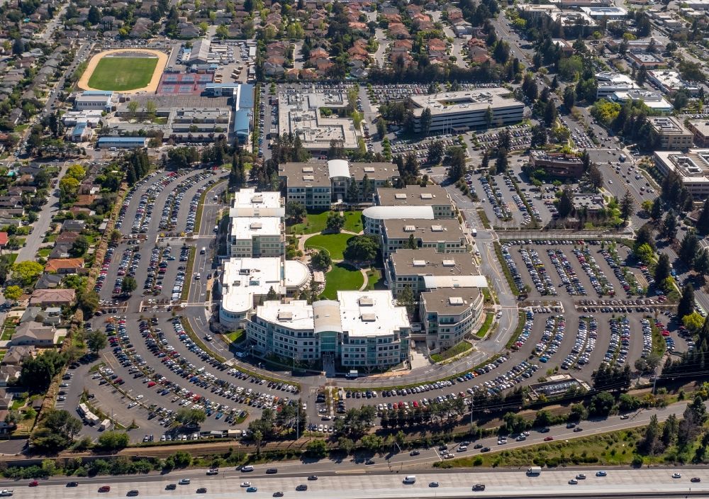 Aerial photograph Cupertino - Administration building of the company Apple Inc Campus am Infinite Loop in Cupertino Fereral State California in USA