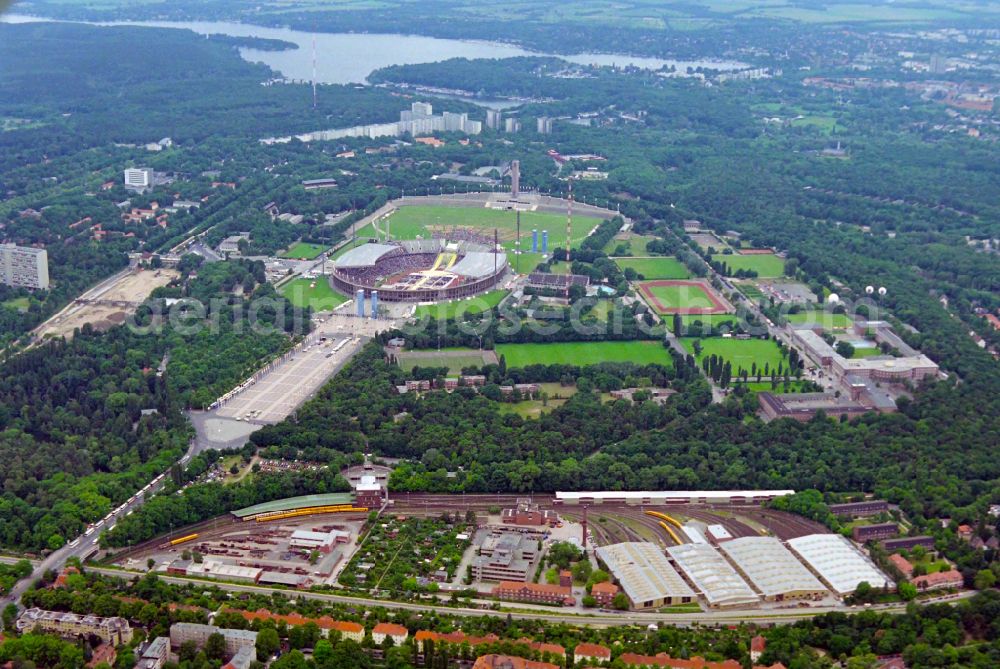 Berlin from the bird's eye view: Sports facility grounds of the Arena stadium Olympiastadion of Hertha BSC in Berlin in Germany