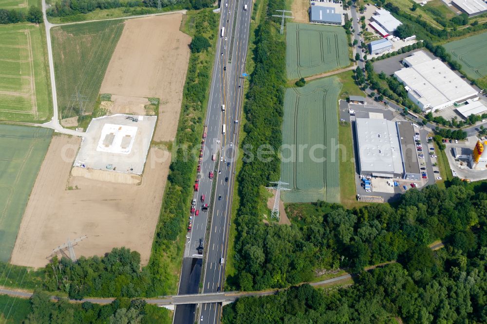 Aerial photograph Rosdorf - Motorway construction site to renew the asphalt surface on the route Autobahn A 7 in Rosdorf in the state Lower Saxony, Germany