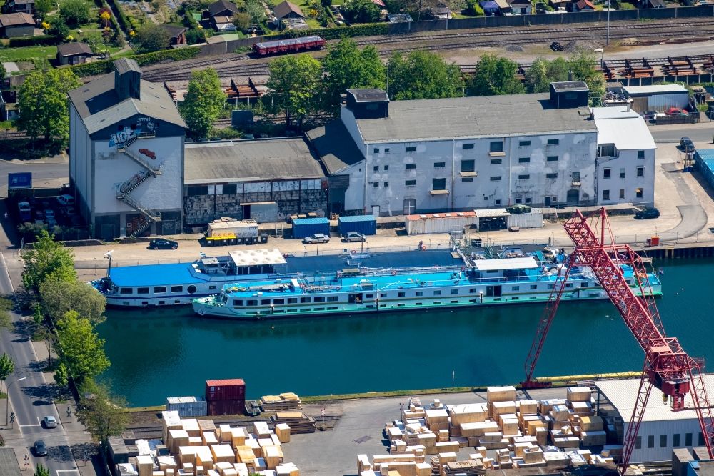 Dortmund from the bird's eye view: Refugee housings on the passenger ships MS Solaris and MS Diana in the port of Dortmund in the state of North Rhine-Westphalia. The ships are named Arche Noah - Noah's arc - and are maintained by Caritas
