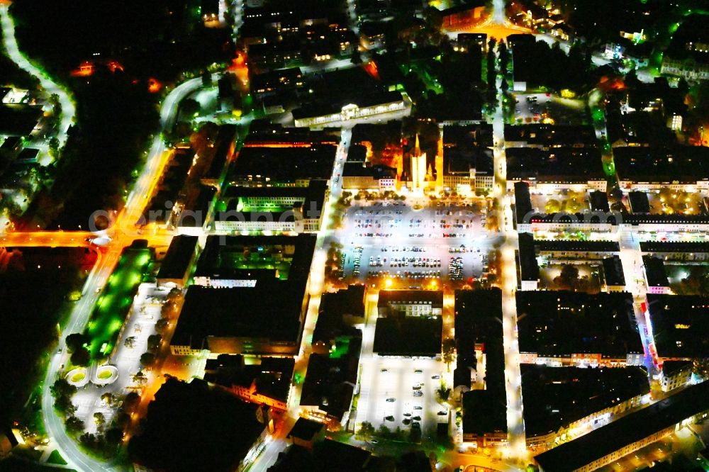 Aerial photograph at night Saarlouis - Night lighting old Town area and city center on Grosser Markt in Saarlouis in the state Saarland, Germany