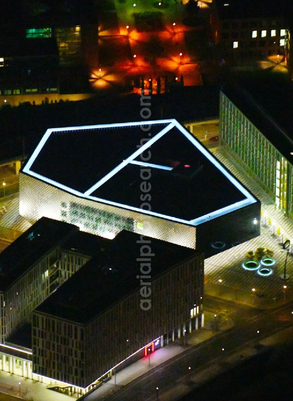 Berlin at night from the bird perspective: Night lighting Office building - Ensemble of the PricewaterhouseCoopers GmbH WPG , the Futurium gGmbH and the Anti-Discrimination Agency of the Federation in Berlin, Germany