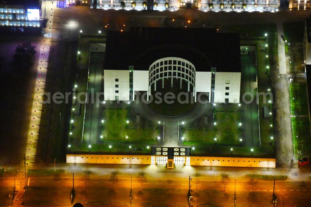 Karlsruhe at night from the bird perspective: Night lights and lighting GBA administrative building of the state authority Federal Attorney General at the Federal Court of Justice on Brauerstrasse in the district of Suedweststadt in Karlsruhe in the state Baden-Wurttemberg, Germany