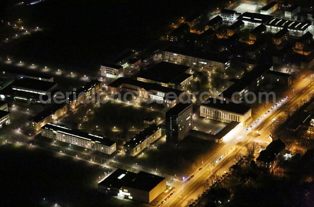 Aerial image at night Erfurt - Night lighting Campus building of the University of Applied Sciences Erfurt in of Altonaer Strasse in Erfurt in the state Thuringia, Germany