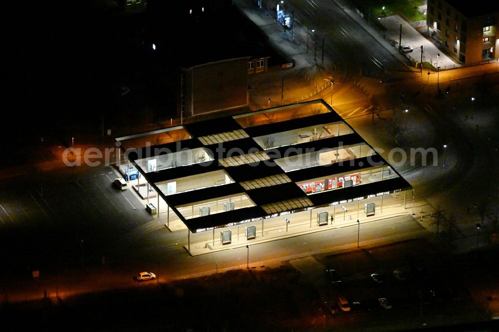 Aerial photograph at night Gotha - Night aerial view of the ZOB omnibus station and the tram stop of the public transport company in Gotha in the state of Thuringia, Germany