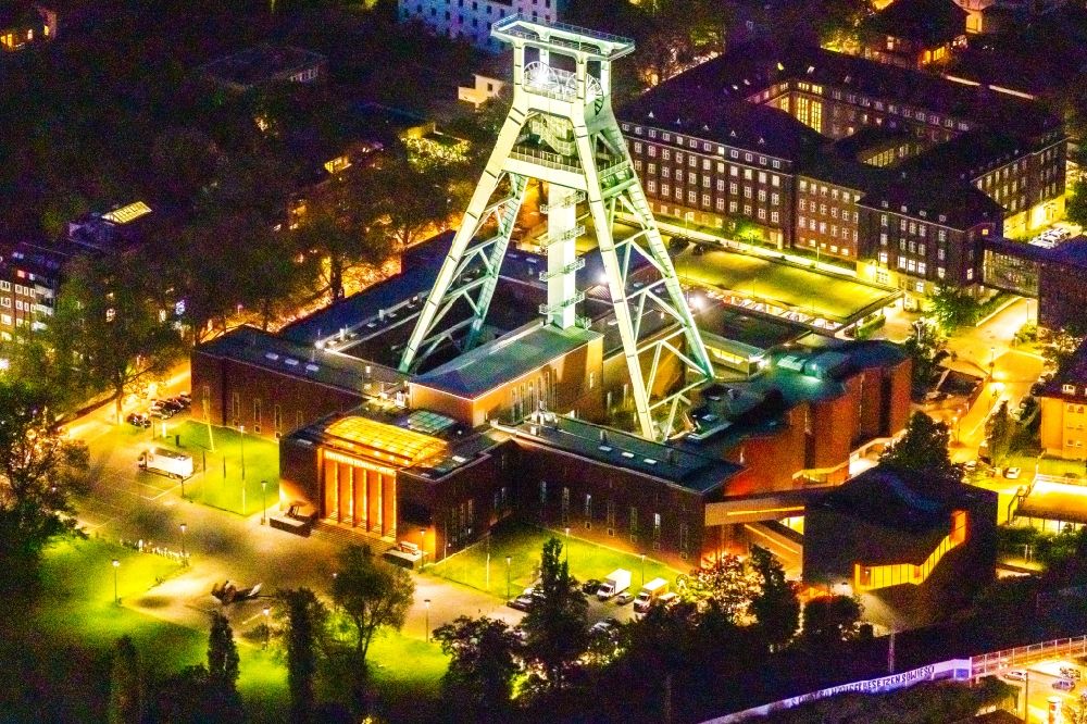 Bochum at night from above - Night lighting Deutsches Bergbau-Museum in Bochum at Ruhrgebiet in the state North Rhine-Westphalia
