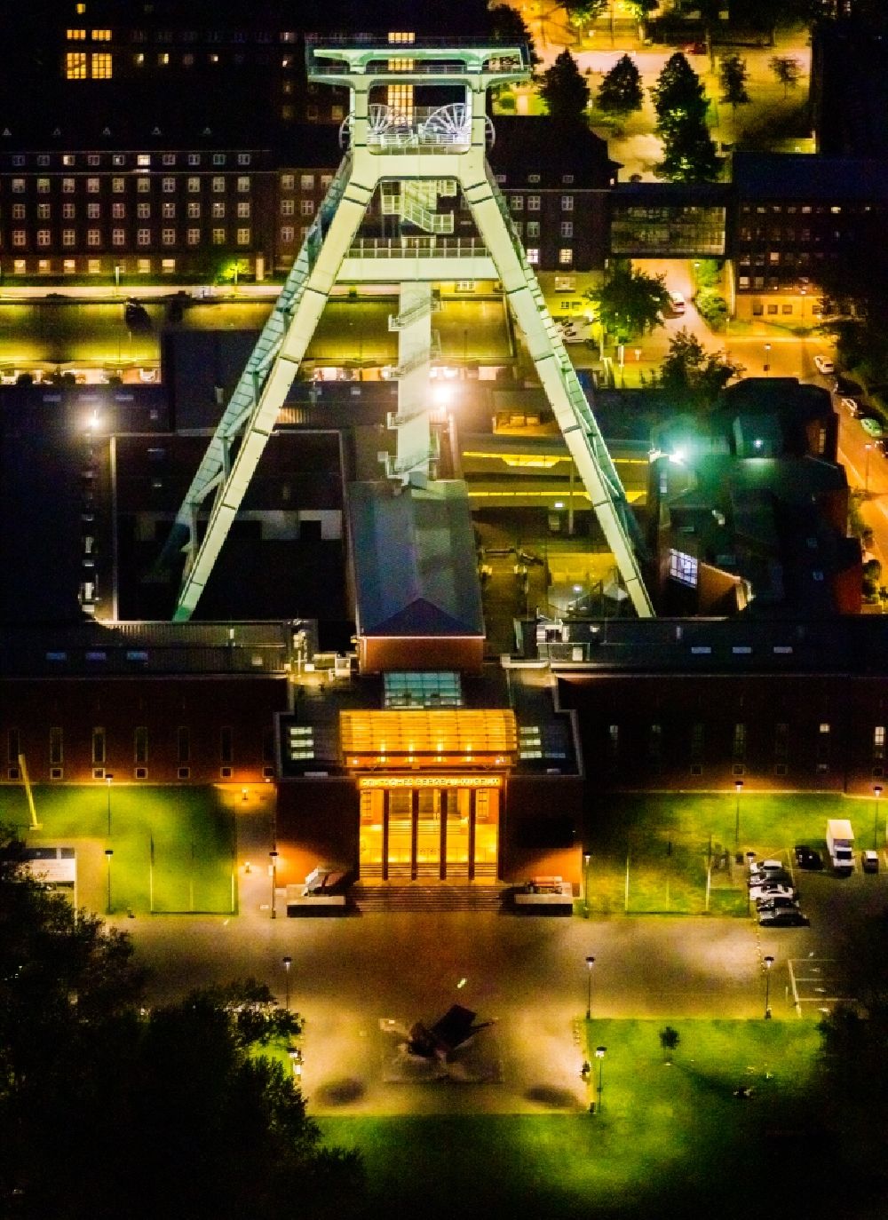 Aerial image at night Bochum - Night lighting Deutsches Bergbau-Museum in Bochum at Ruhrgebiet in the state North Rhine-Westphalia