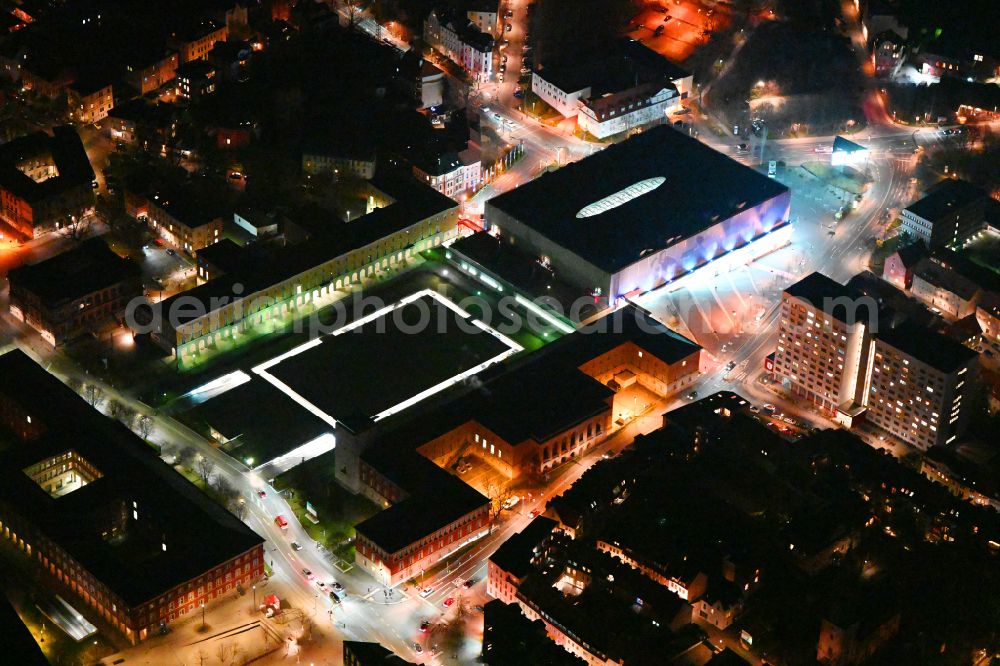 Aerial photograph at night Weimar - Night lighting building of the shopping center Weimar Atrium on Friedensstrasse in Weimar in the state Thuringia, Germany