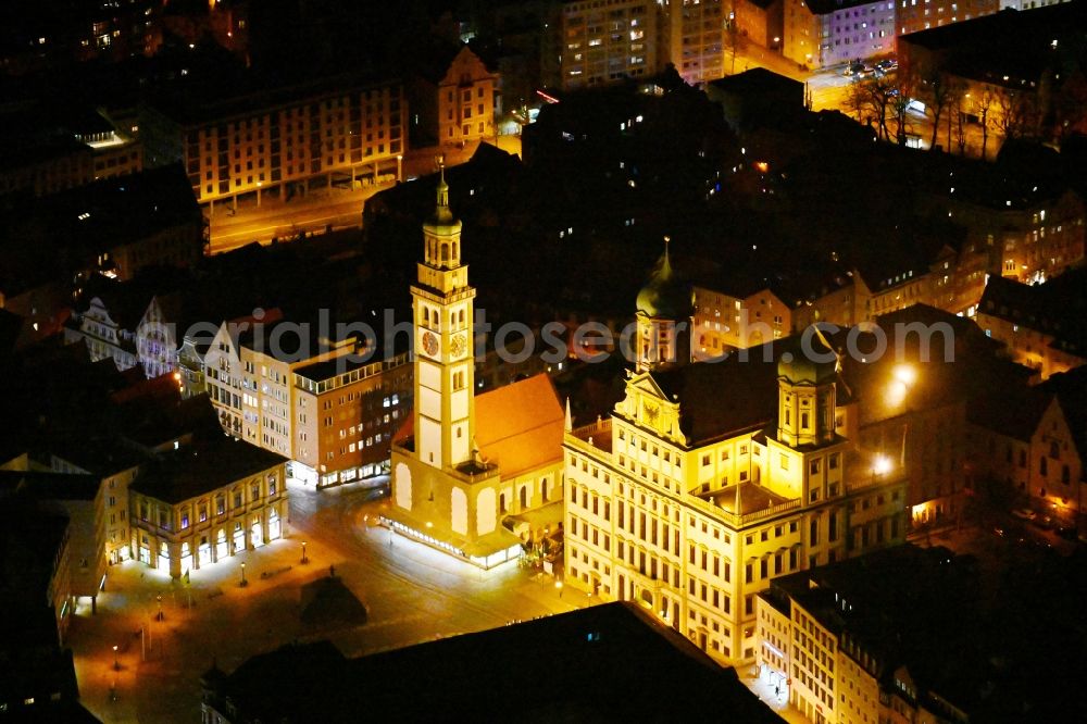 Aerial photograph at night Augsburg - Night lighting town Hall building of the city administration on Rathausplatz and tower Perlachturm and church St. Peter on Perlach in the district Altstadt in Augsburg in the state Bavaria, Germany