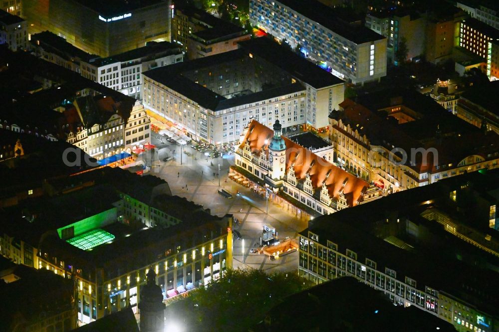 Leipzig at night from the bird perspective: Night lighting Town Hall building of the City Council at the market downtown in the district Mitte in Leipzig in the state Saxony, Germany