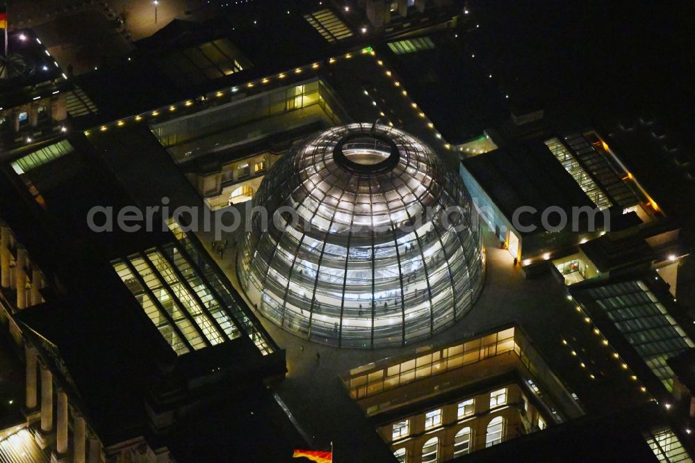 Berlin at night from above - Night lighting Glass dome on the roof of Reichstag in Berlin on the Spree sheets in Berlin - Mitte