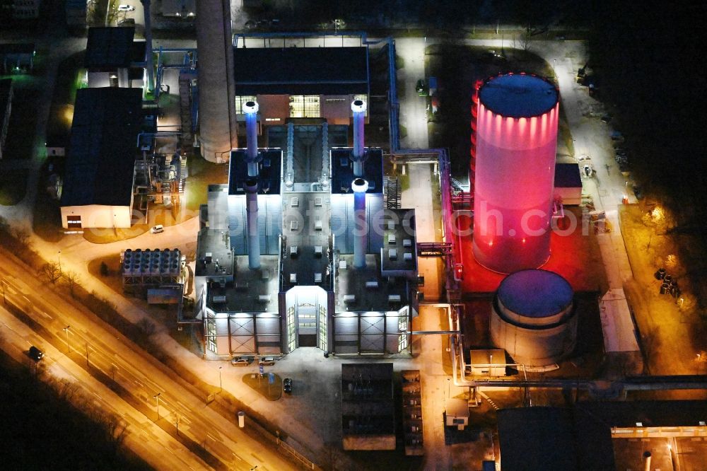 Aerial image at night Schwerin - Night lighting combined cycle power plant with gas and steam turbine systems on Pampower Strasse in the district Krebsfoerden in Schwerin in the state Mecklenburg - Western Pomerania, Germany