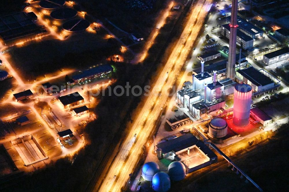 Aerial image at night Schwerin - Night lighting combined cycle power plant with gas and steam turbine systems on Pampower Strasse in the district Krebsfoerden in Schwerin in the state Mecklenburg - Western Pomerania, Germany