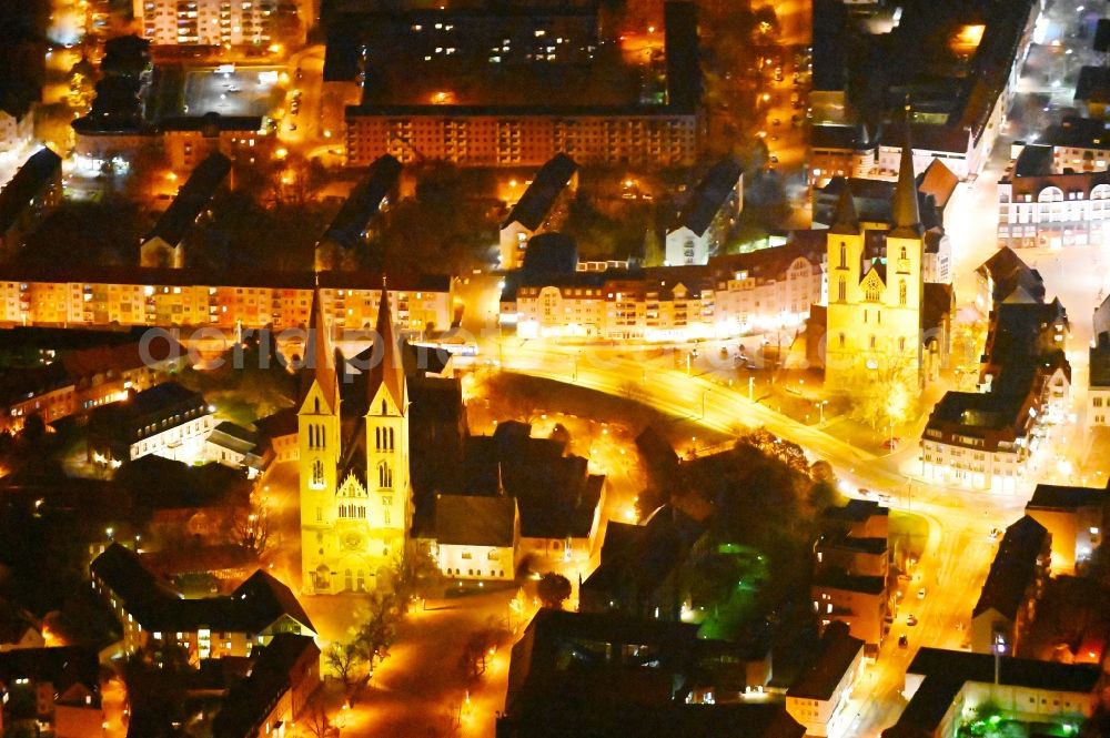 Halberstadt at night from the bird perspective: Night lighting church building of the cathedral and Domschatz in Halberstadt in the state Saxony-Anhalt, Germany