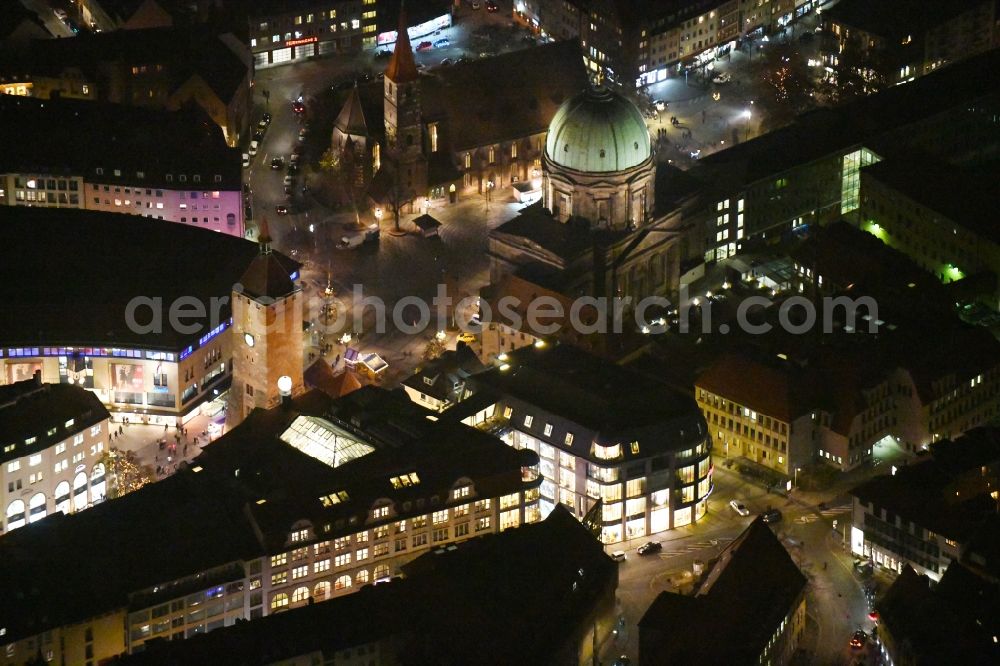 Nürnberg at night from the bird perspective: Night lighting Church building in St. Elisabethkirche and St. Jakob on place Jakobsplatz in Old Town- center of downtown in the district Altstadt - Sankt Lorenz in Nuremberg in the state Bavaria, Germany