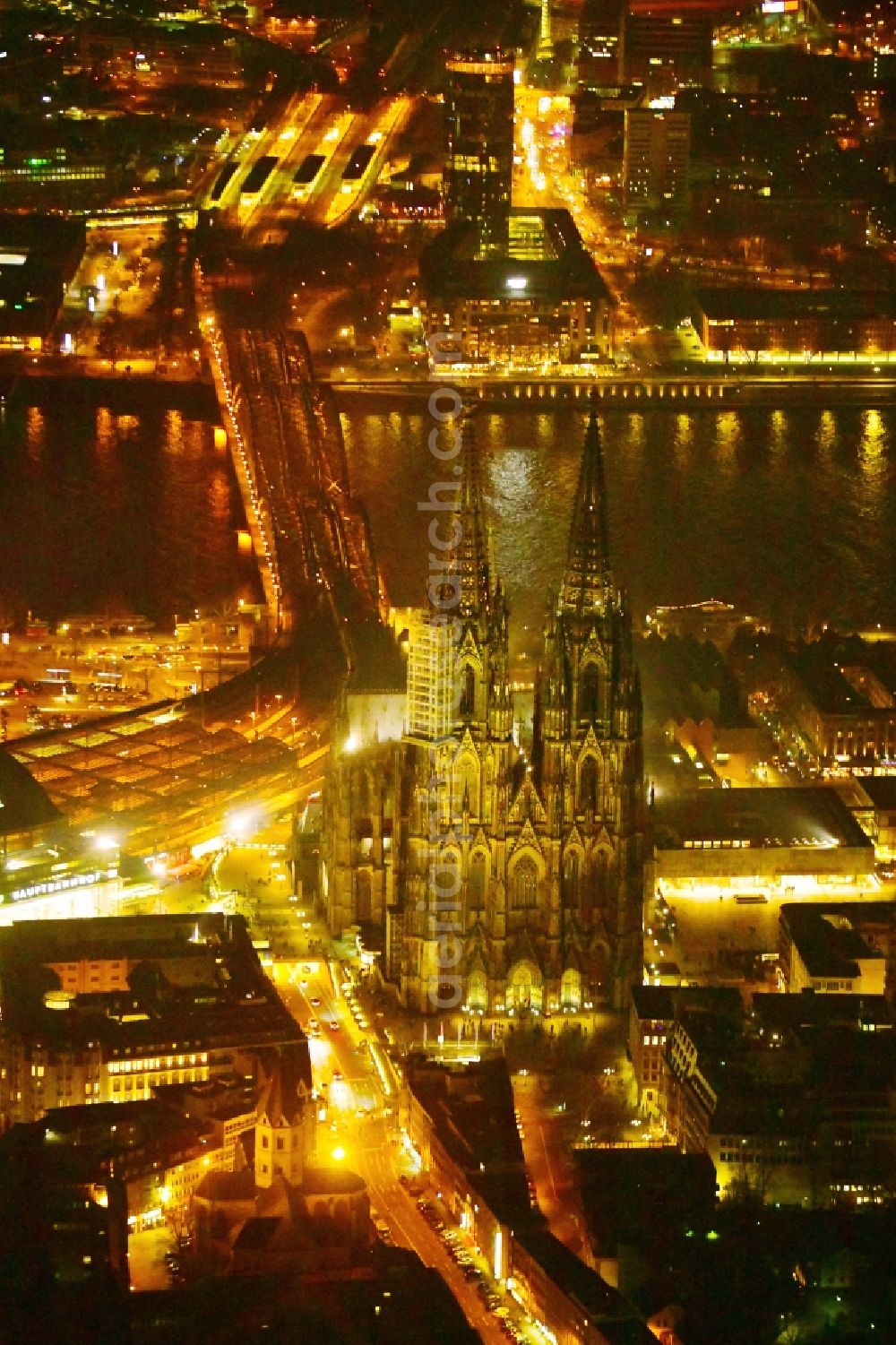 Köln at night from the bird perspective: Night lighting church building Koelner Dom in the old town center in the district Innenstadt in Cologne in the state North Rhine-Westphalia - NRW, Germany