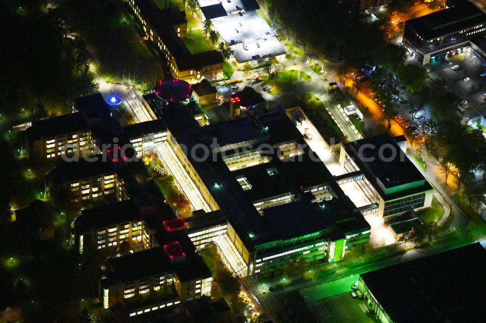 Berlin at night from the bird perspective: Night lighting hospital grounds of the accident clinic in the district Marzahn-Hellersdorf in Berlin