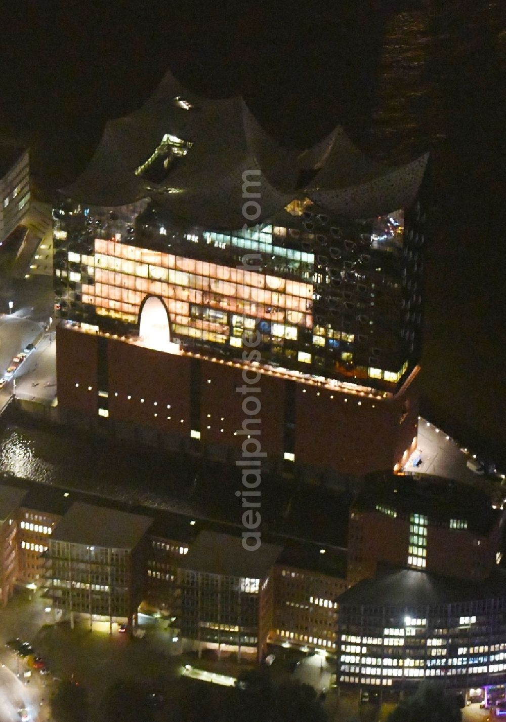 Aerial photograph at night Hamburg - Night lighting The Elbe Philharmonic Hall on the river bank of the Elbe in Hamburg