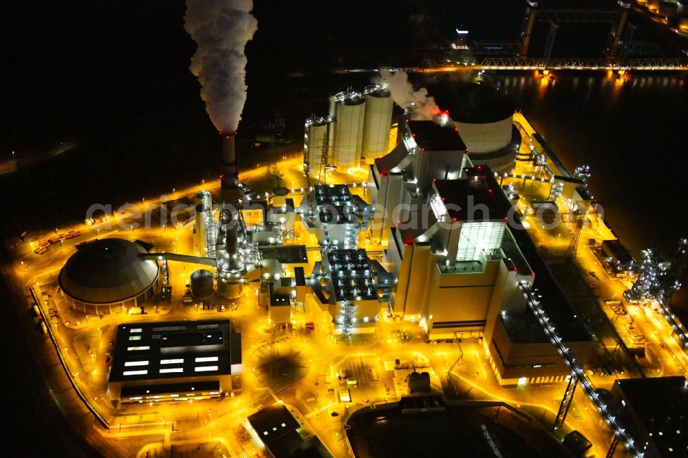 Aerial image at night Hamburg - Night lighting power plants and exhaust towers of thermal power station Vattenfall Tiefstack in Hamburg Moorburg, Germany