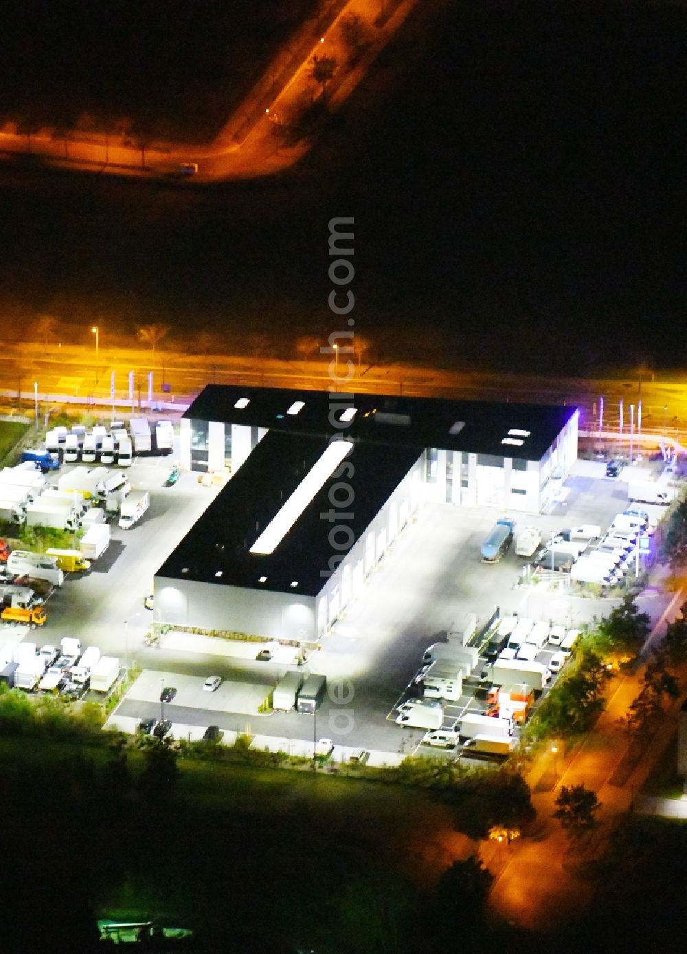 Aerial image at night Dresden - Night lighting commercial Vehicle and Special Vehicle trade Iveco Dresden An der Bartlak in the district Hellerau in Dresden in the state Saxony, Germany