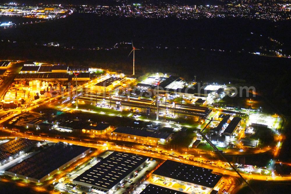 Aerial image at night Hamburg - Night lighting building and production halls on the premises of TRIMET Aluminium SE on Aluminiumstrasse in the district Altenwerder in Hamburg, Germany