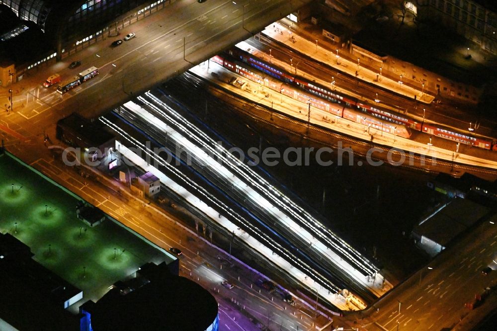 Aerial photograph at night Hamburg - Night lights and lighting Rails and tracks in the Deutsche Bahn network at the Steintorbruecke in the Sankt Georg district of Hamburg, Germany