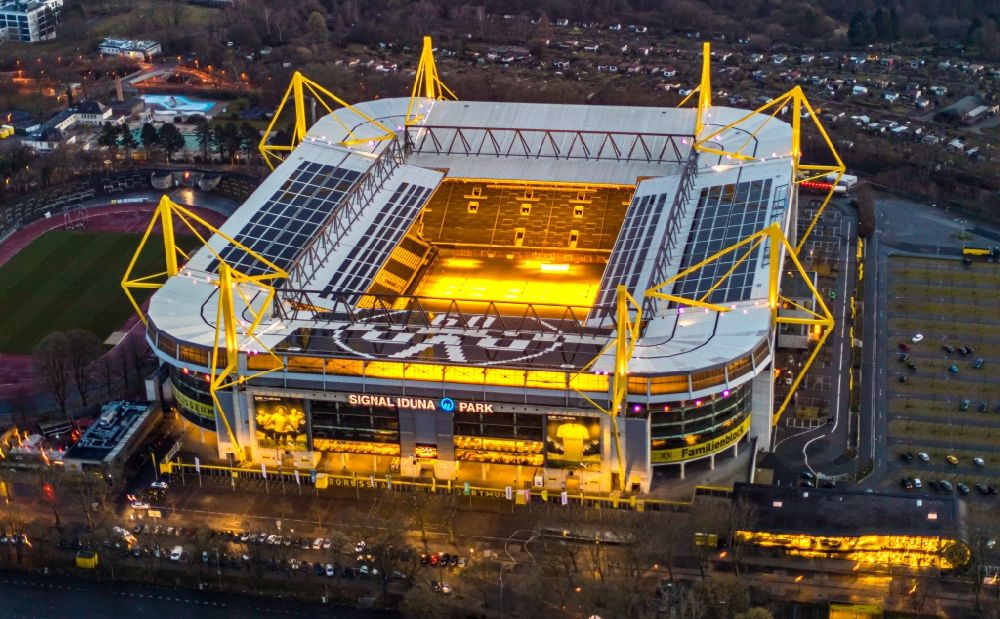 Aerial photograph at night Dortmund - Night lighting sports facility grounds of the Arena stadium in Dortmund in the state North Rhine-Westphalia